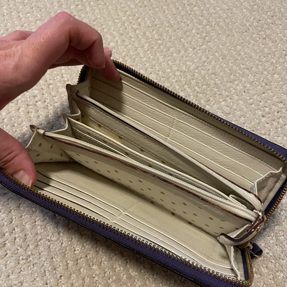 Kate Spade Wallet - Picture 3 of 4